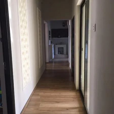 Tomis Apartament